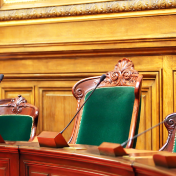 El efecto de cosa juzgada en los juicios de desahucio acumulados a la acción de reclamación de rentras tras la reforma del articulo 447.2 LEC por medio de la LO 12025 de 2 de enero